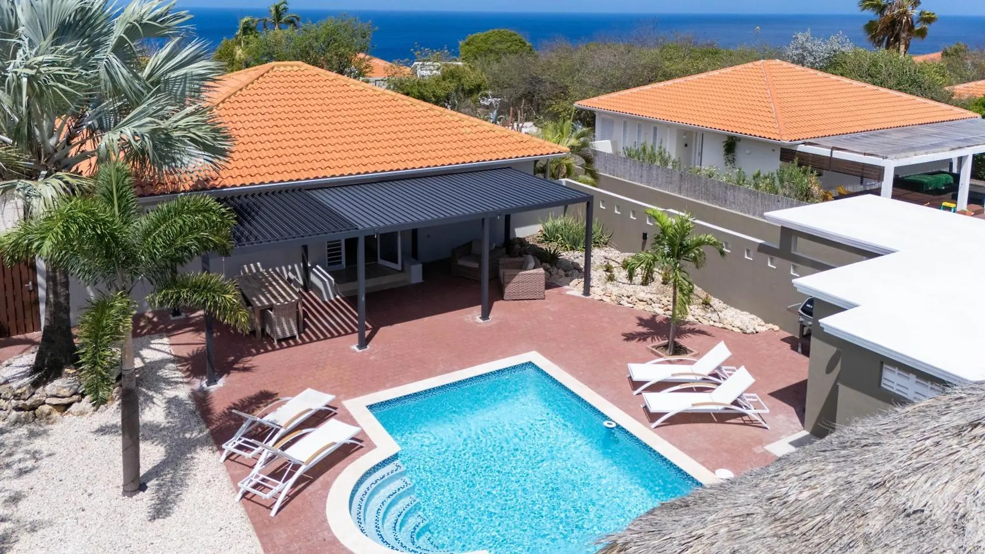 Coral Estate Holidays Willibrordus Vila
