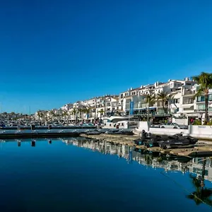 3 Bed Penthouse In The Heart Of Puerto Banus & Pool Apartment Marbella